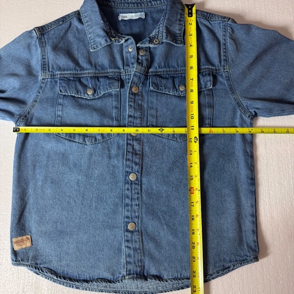 Women's Zara Light Blue Wash Denim Button Down Shirt with Snap Buttons - Picture 9 of 9